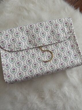 TRVL design Luxe travel cosmetic case